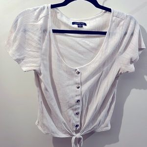 American Eagle White Shirt